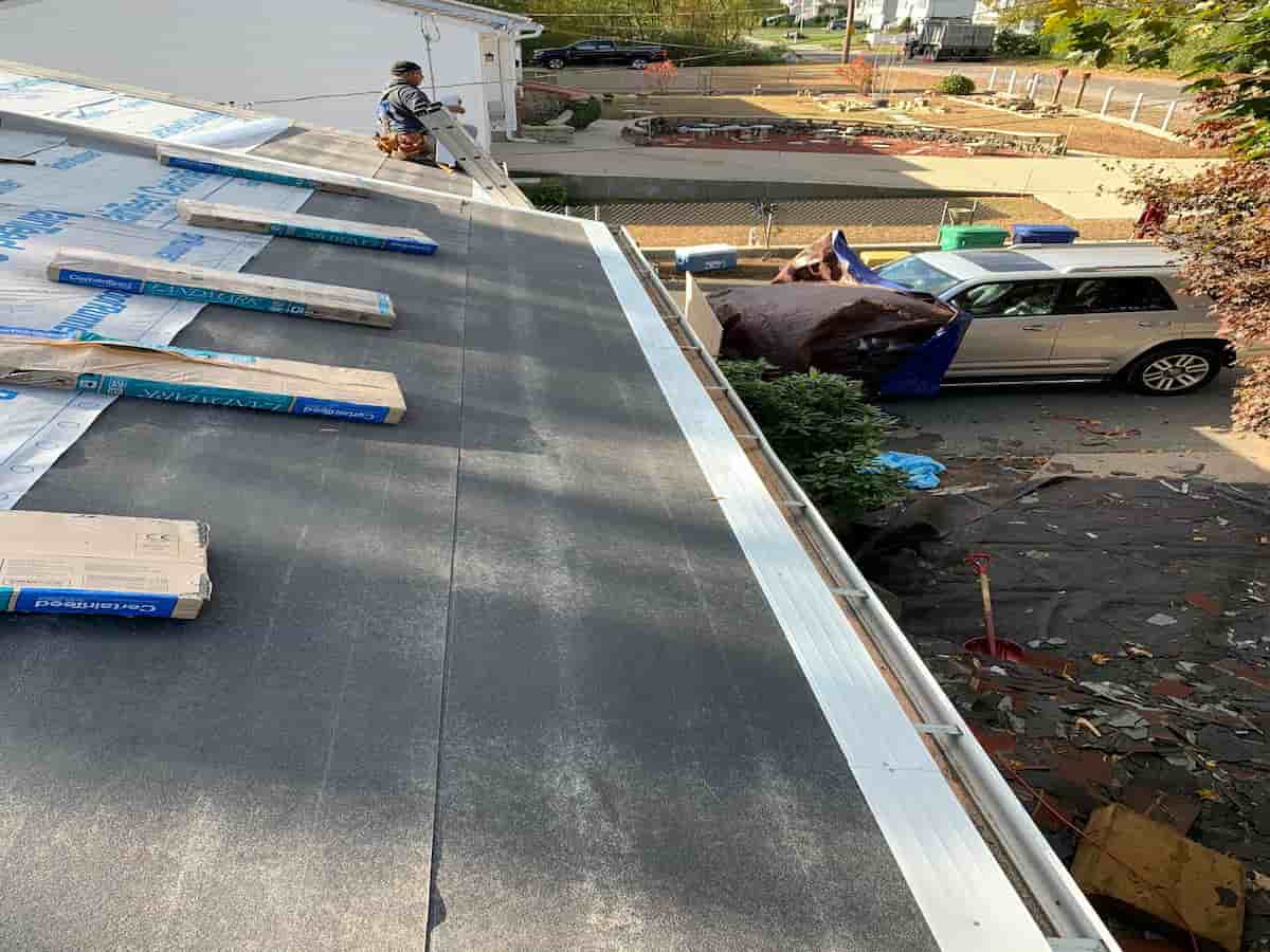 5” & 6 Seamless Gutters
