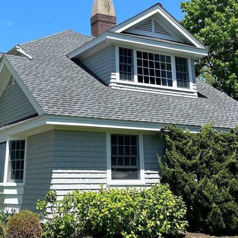 Roof Service in Warwick RI Roof Service in Warwick RI Roofing Materials 101: Choosing the Right Option for Your Home