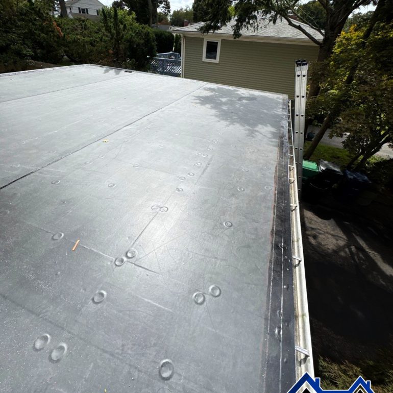 best Low Slope Roofing 1.jpg best Low Slope Roofing 1.jpg Best Materials for Low-Slope Roof: Complete Guide