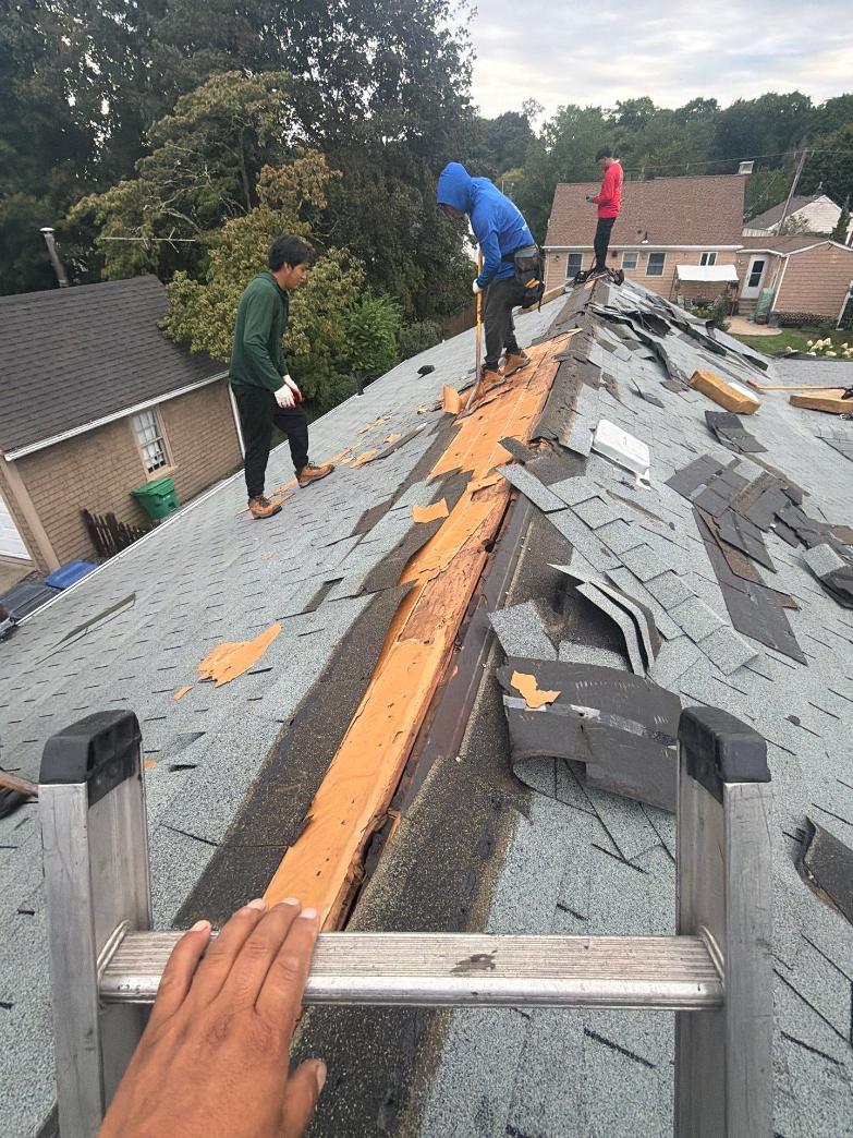 roof ridge preparation before new shingles roof ridge preparation before new shingles Roof Ridge Preparation Before New Shingles: What to Know